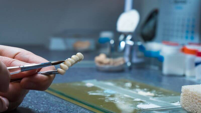 protezy zębowe wrocław