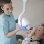 Pęknięty ząb: skuteczne metody leczenia i zapobiegania komplikacjom